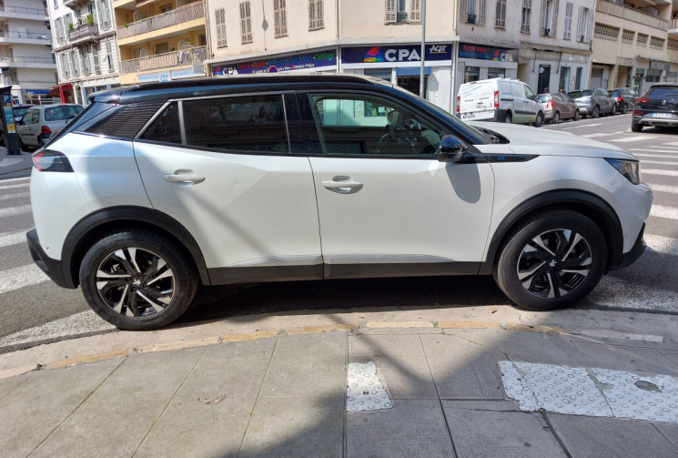 Peugeot 2008 e 2008 136 ch GT PACK SOH 100%