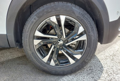 Peugeot 2008 e 2008 136 ch GT PACK SOH 100%