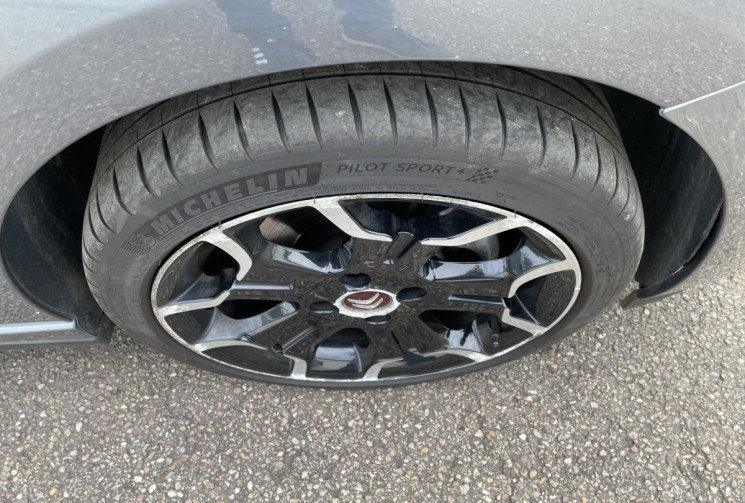 Citroën DS3  1.6 HDi 110 ch Sport Chic * 68000 km *Airbags remplacés* Kit Distribution fait