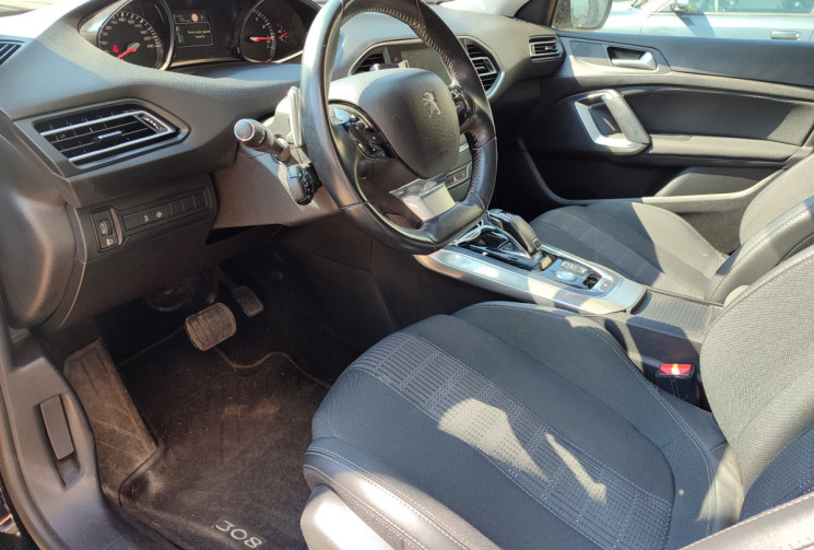 Peugeot 308 1.2 / 130Cv Allure 