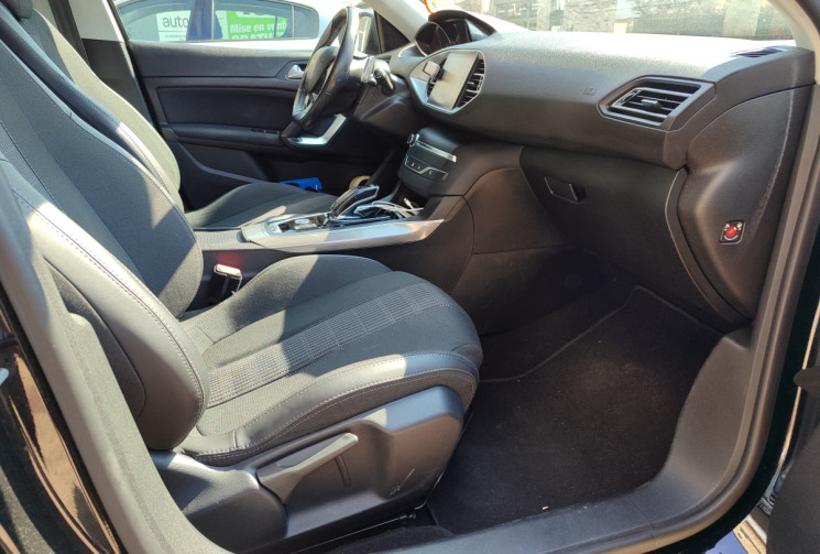 Peugeot 308 1.2 / 130Cv Allure 