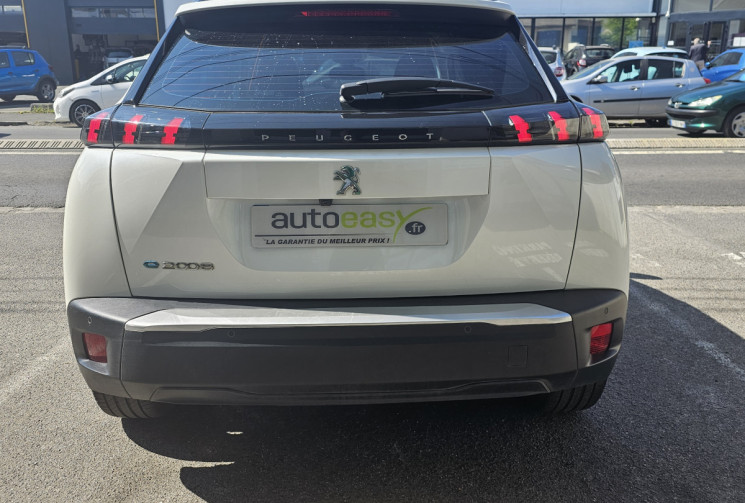 Peugeot 2008 e-2008 136 ch Allure 