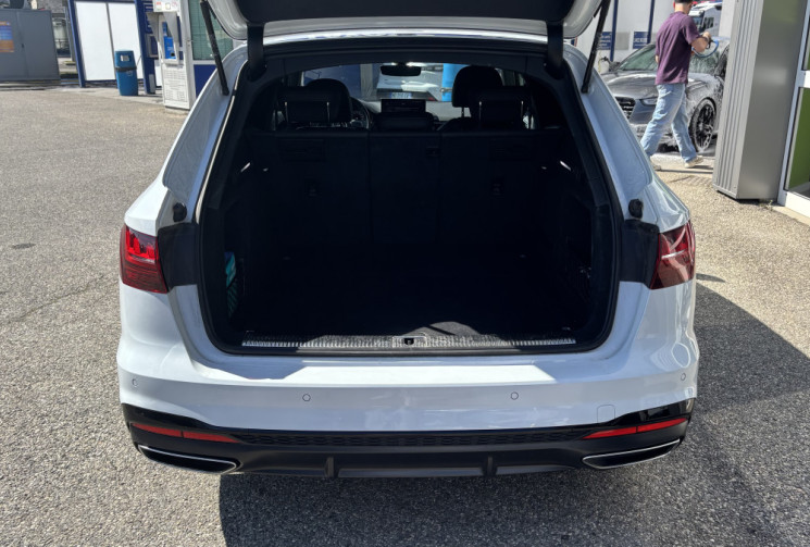 Audi A4 Avant Quattro 40 2.0 TDi S-line S tronic7 204ch