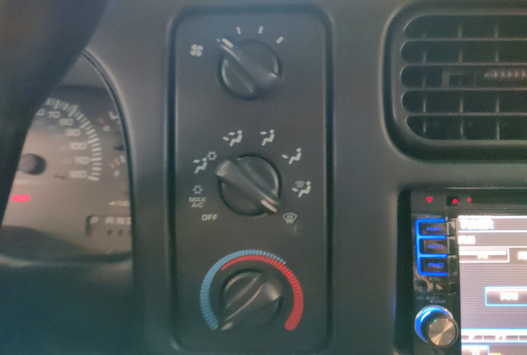 Dodge DURANGO SLT 5,2L GPL/Essence V8 MAGNUM 7 PLACES (moteur à chaîne) bi-carburation