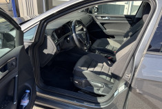 Volkswagen Golf (2) 1.5 TSI R-line EVO Carat DSG7