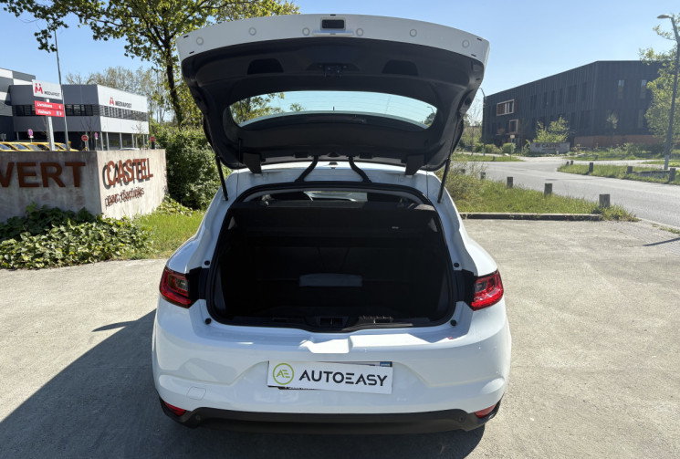 Renault Megane IV Société 1.5 dci 90 cv * Distribution faite en 04/2025