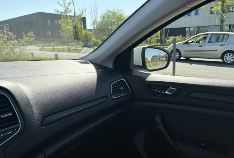 Renault Megane IV Société 1.5 dci 90 cv * Distribution faite en 04/2025