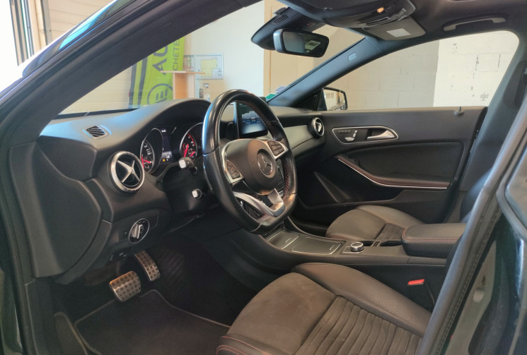 Mercedes CLA  220 CDI 7G-DCT Phase 2 177 ch Fascination 7G-DCT AMG ENTRETIEN EXCLUSIF MERCEDES