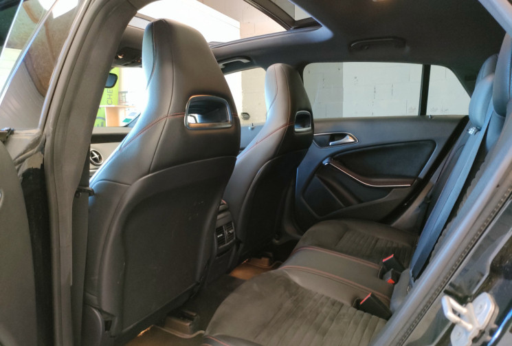 Mercedes CLA  220 CDI 7G-DCT Phase 2 177 ch Fascination 7G-DCT AMG ENTRETIEN EXCLUSIF MERCEDES