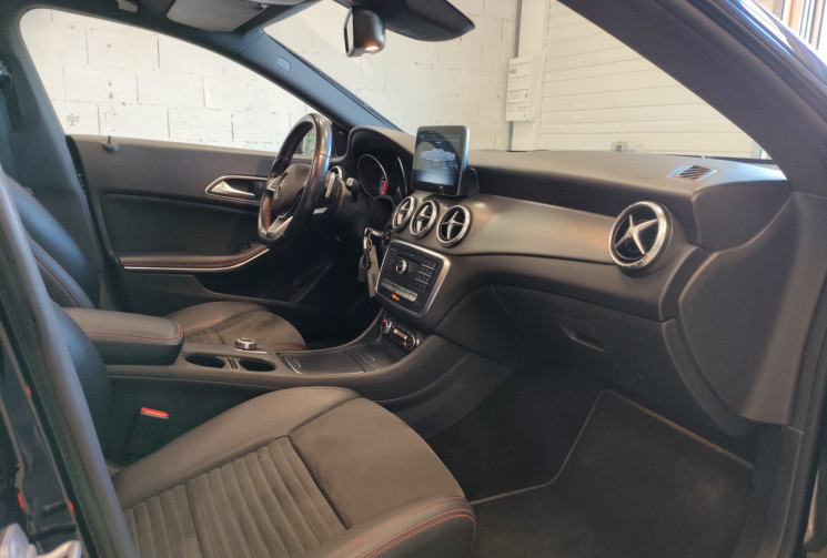 Mercedes CLA  220 CDI 7G-DCT Phase 2 177 ch Fascination 7G-DCT AMG ENTRETIEN EXCLUSIF MERCEDES