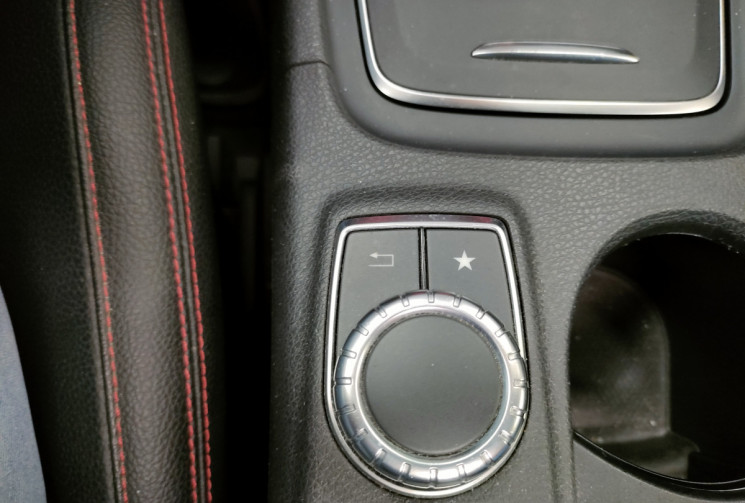Mercedes CLA  220 CDI 7G-DCT Phase 2 177 ch Fascination 7G-DCT AMG ENTRETIEN EXCLUSIF MERCEDES