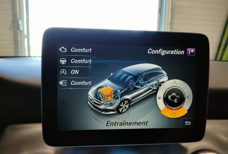 Mercedes CLA  220 CDI 7G-DCT Phase 2 177 ch Fascination 7G-DCT AMG ENTRETIEN EXCLUSIF MERCEDES