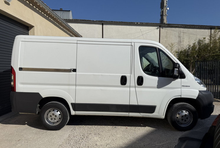 Peugeot BOXER Fg II 330 L2H1 HDi 100cv Cft / Suivi Entretien Complet
