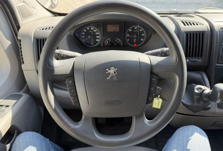 Peugeot BOXER Fg II 330 L2H1 HDi 100cv Cft / Suivi Entretien Complet