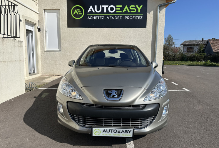 Peugeot 308 1.6 I 120 CH BVM5 CONFORT