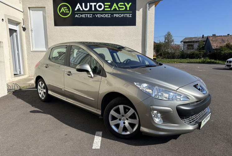 Peugeot 308 1.6 I 120 CH BVM5 CONFORT