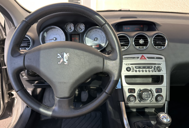 Peugeot 308 1.6 I 120 CH BVM5 CONFORT