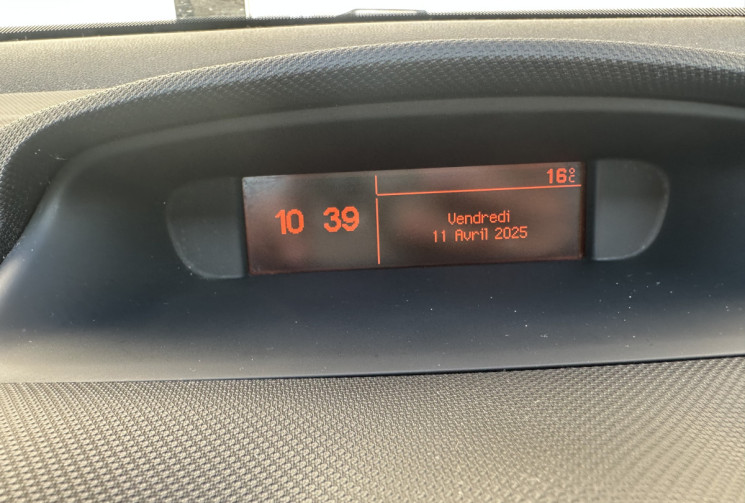 Peugeot 308 1.6 I 120 CH BVM5 CONFORT