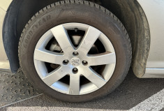 Peugeot 308 1.6 I 120 CH BVM5 CONFORT