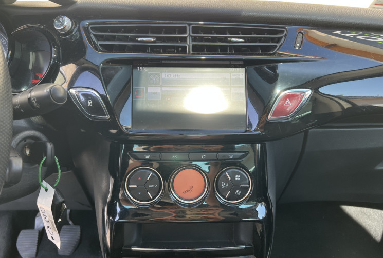 Citroën C3 1.2 VTi 82 ch EXCLUSIVE DISTRI OK 