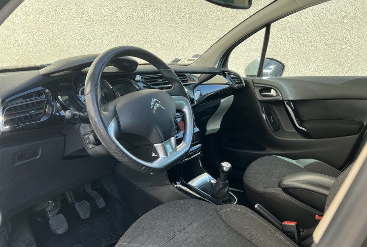 Citroën C3 1.2 VTi 82 ch EXCLUSIVE DISTRI OK 