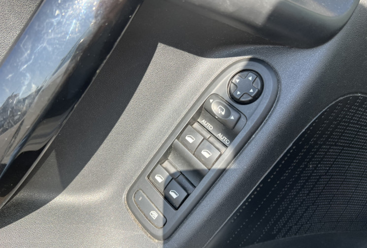Citroën C3 1.2 VTi 82 ch EXCLUSIVE DISTRI OK 