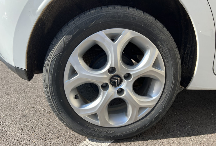 Citroën C3 1.2 VTi 82 ch EXCLUSIVE DISTRI OK 