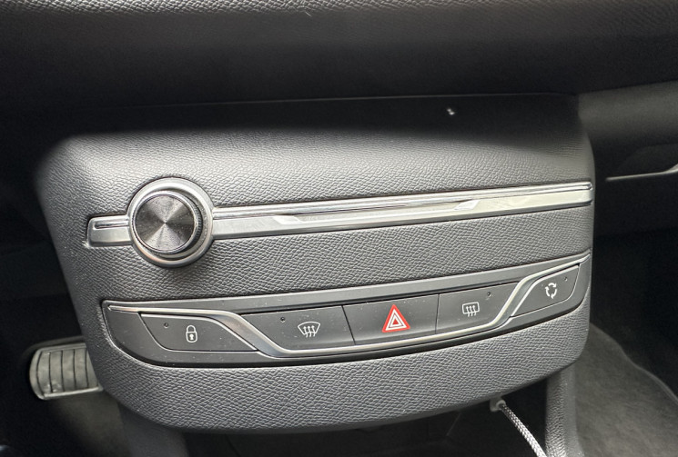 Peugeot 308 1.5 BlueHDI 130 ACTIVE BUSINESS EAT8 * REVISION 04/2025 * CT 03/2025 * GARANTIE 6 MOIS