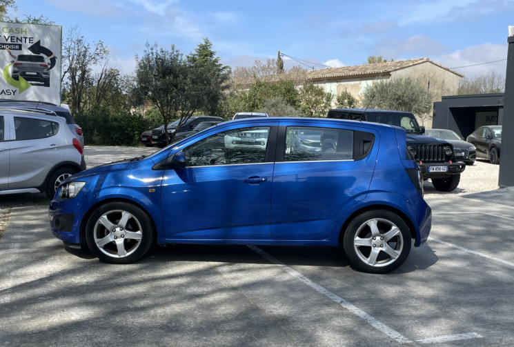 Chevrolet Aveo 1.4 16v 100 LTZ * Bluetooth / Radars de recul / Attelage