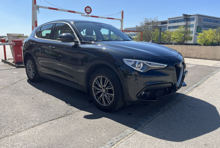 Alfa Romeo Stelvio 2.2 JTD 16V Q4 180 cv Boîte auto