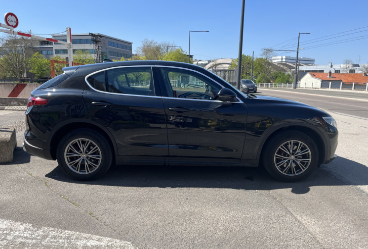 Alfa Romeo Stelvio 2.2 JTD 16V Q4 180 cv Boîte auto