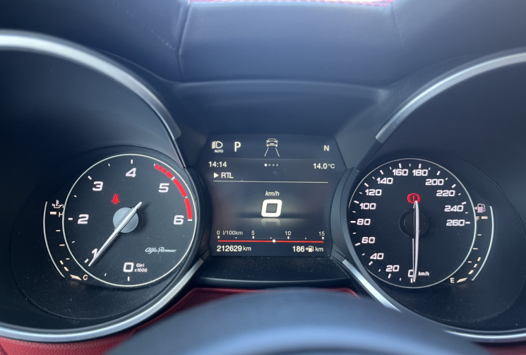 Alfa Romeo Stelvio 2.2 JTD 16V Q4 180 cv Boîte auto