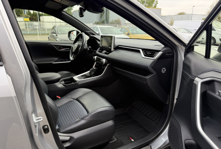 Toyota RAV4 2.5 218 Hybrid Collection 2WD / CARPLAY