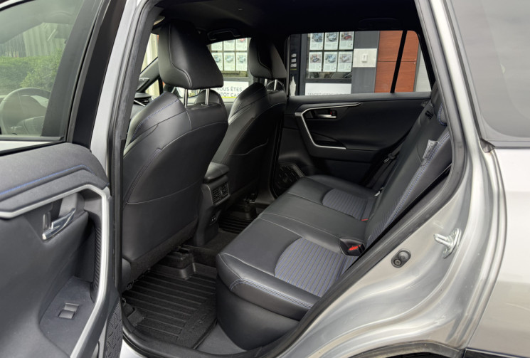 Toyota RAV4 2.5 218 Hybrid Collection 2WD / CARPLAY