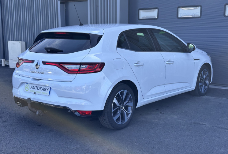 Renault Megane 1.2 TCe EDC7 130 cv Intens / Attelage / 1ére Main