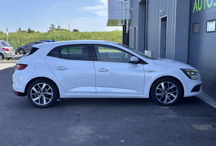Renault Megane 1.2 TCe EDC7 130 cv Intens / Attelage / 1ére Main