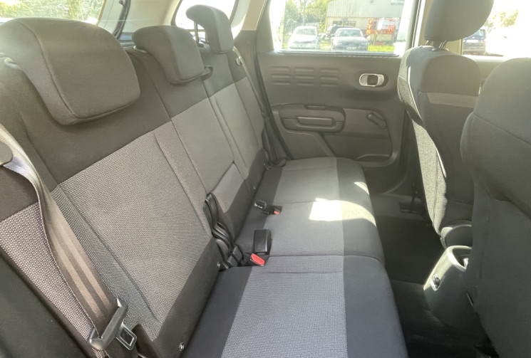 Citroën C3 Aircross 1.6 BlueHDI 100 Feel BVM5 + CITROEN Connect BOX et Connect NAV