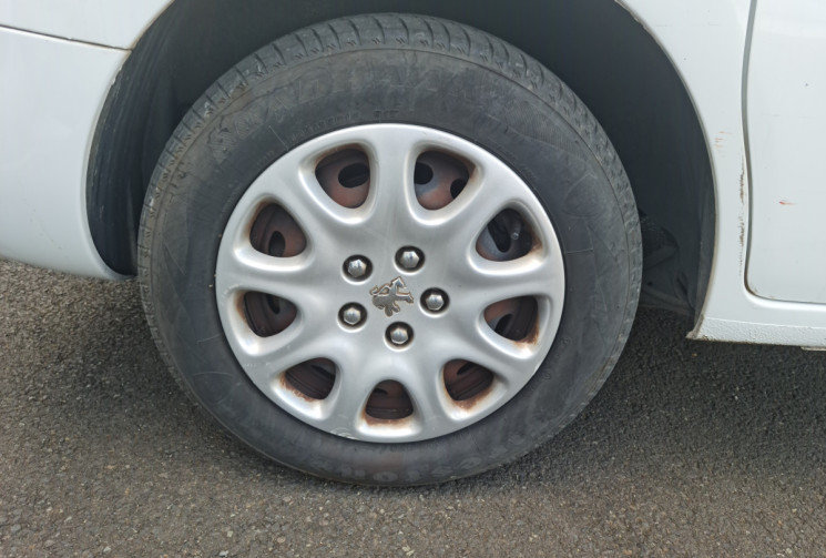 Peugeot PARTNER TEPEE 1.6 HDI 120 CH