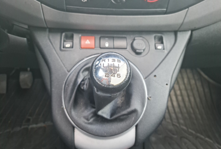 Peugeot PARTNER TEPEE 1.6 HDI 120 CH