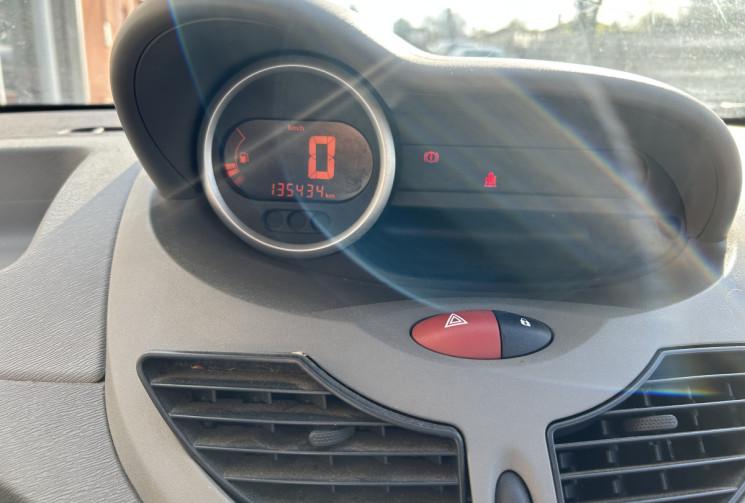 Renault Twingo 1.5 Dci 75 cv