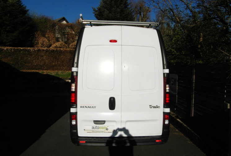 Renault TRAFIC TRAFIC FGN L1H2 1200 KG DCI 125  GD CONFORT 12500HT