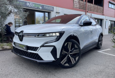 Renault Megane E-TECH EV60 220 cv ICONIC / Pneus neuf / harman Kardon / Attelage / parfait état 