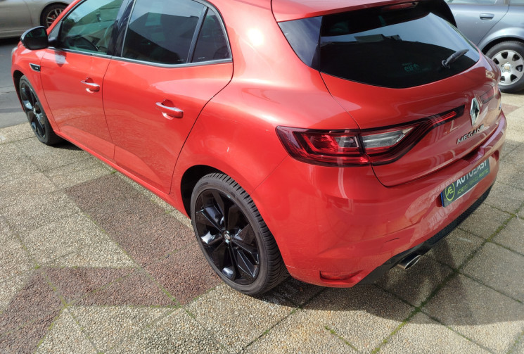 Renault Megane 1.6 dCi 16V 130 ch / GT LINE 