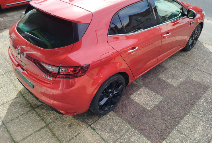 Renault Megane 1.6 dCi 16V 130 ch / GT LINE 