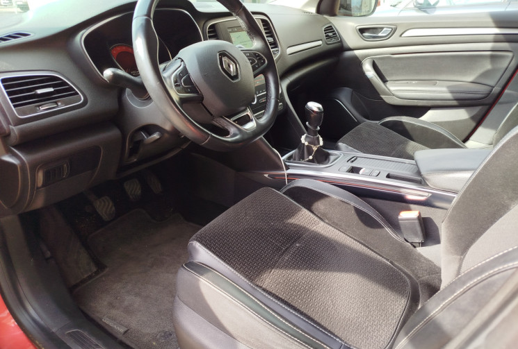Renault Megane 1.6 dCi 16V 130 ch / GT LINE 