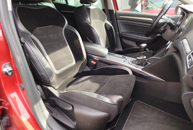 Renault Megane 1.6 dCi 16V 130 ch / GT LINE 