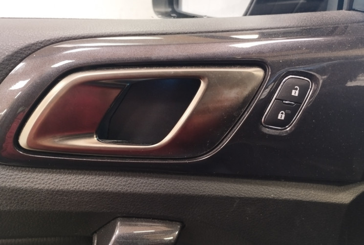 Ford Ranger 1ere main 2.0 TDCi 213ch Double Cabine Wildtrak BVA10 16V BI-TURBO