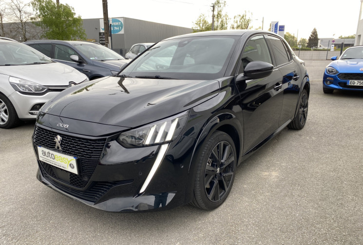 Peugeot 208 e-208 136 ch GT