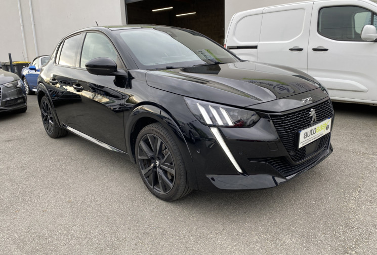 Peugeot 208 e-208 136 ch GT