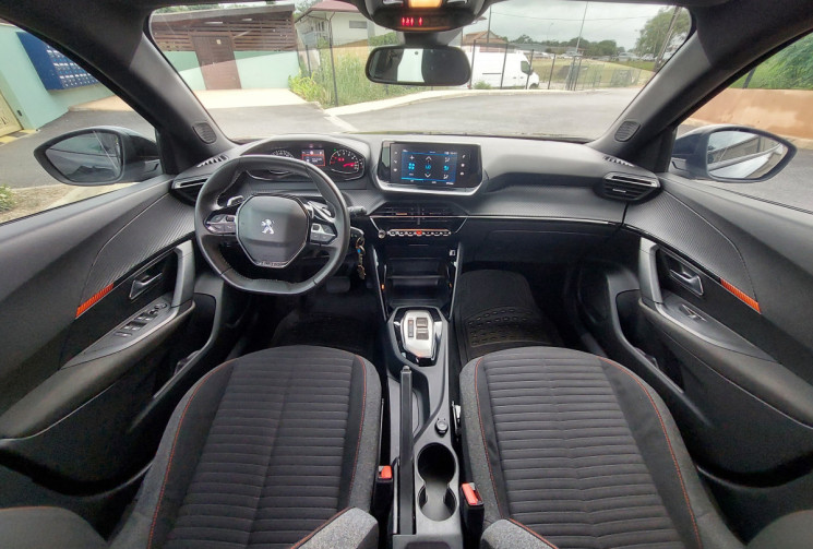 Peugeot 2008 1.2 PureTech 130ch S&S Allure EAT8 // Boite automatique // Première main